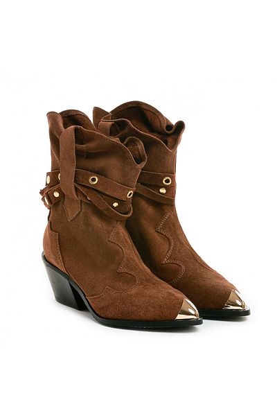 Vanilla Days Casper Brown Suede Boots