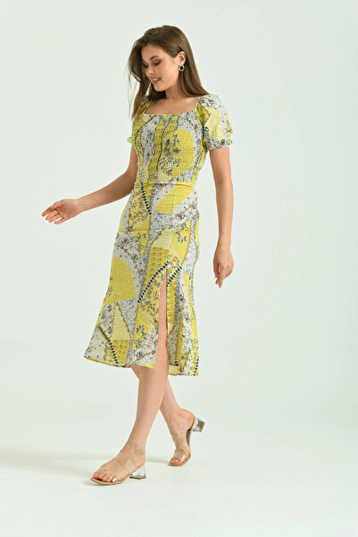 Park Karon Yırmaçlı Desenli Yazlık Elbise