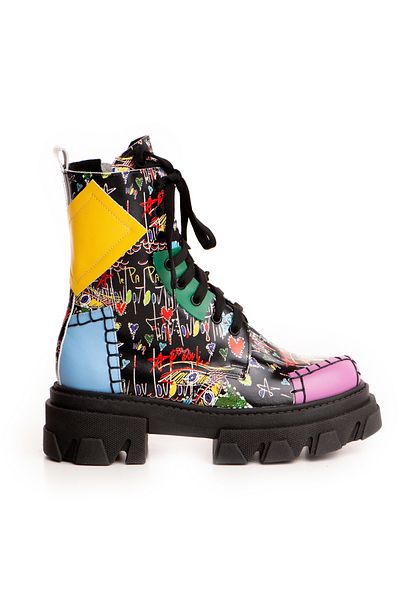 Vanilla Days Desire boots, black smooth leather with patterns and patches
