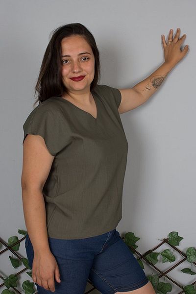 Truva XXL V-Neck Crepe Silk Blend Tiril Tiril Khaki Blouse – Where Elegance and Comfort Meet