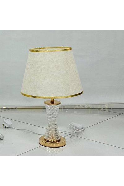 DEC10 Elegant beige bedside lamp