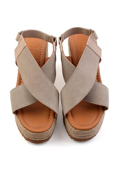 Bambi Beige Leather Women's Sandals K05628120402