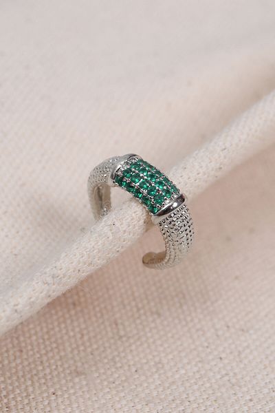 Süspüs Accessories Silver Color Single Compression Cartilage Earring with Green Zircon Stone