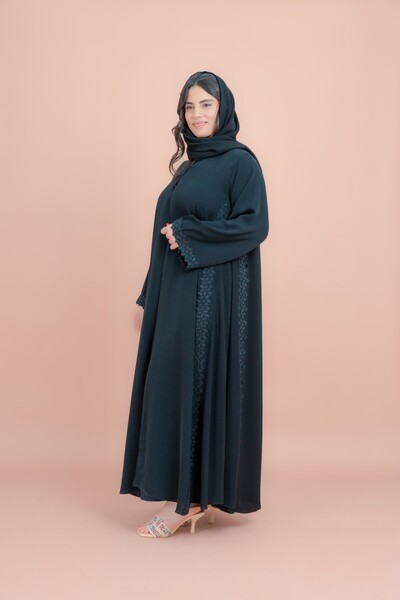 IKKXA Luxe Kulfa Embellished Abaya