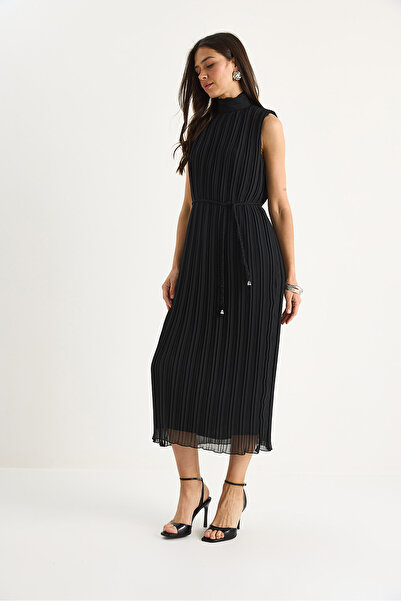 Bianco Lucci Γυναικείο φόρεμα με χοντρό λουράκι με πλέγμα με επένδυση Midi Pleated FE-118 60283435