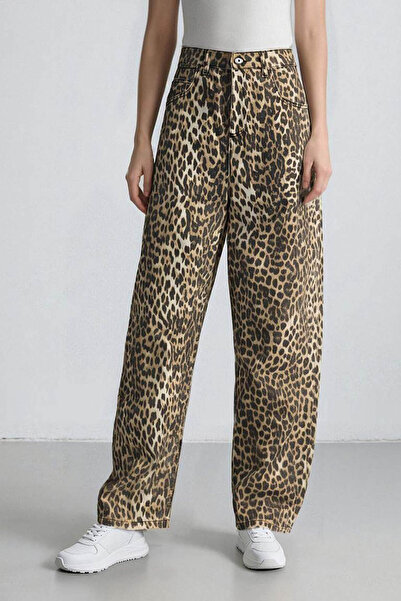 DeFacto بنطلون جبردين فضفاض مناسب عالي الخصر بطبعة جلد الفهد مقاس قياسي D8149...