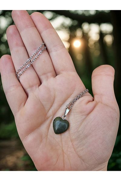HobiHub Heart Shaped Jade Stone Necklace – Natural Jade |   Abundance & Luck Stone Women's Necklace