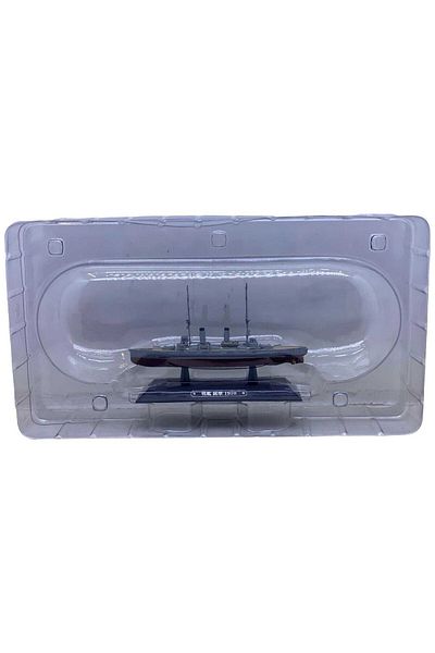 JPT HMS Dreadnought Battleship Model - 1910