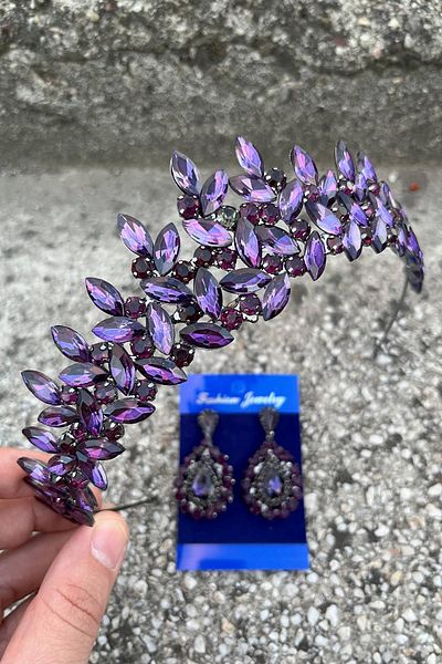 Hobigram Regina Purple Bridal Henna Crown Special Occasion Accessory Women's Crown and Drop Shuttle Earring Set