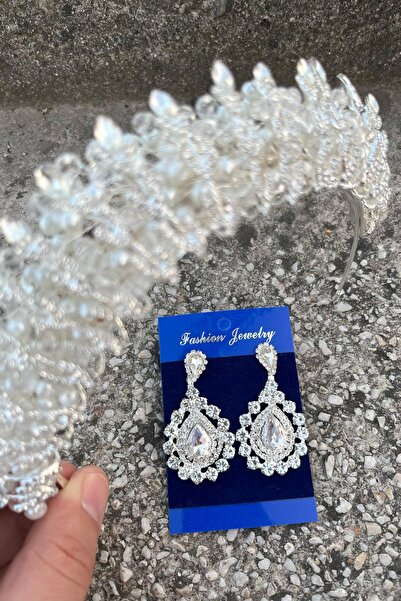 Hobigram Salome Cream Pearl Bridal Henna Crown Special Day Accessory Women's Crown and Drop Shuttle Earring Set