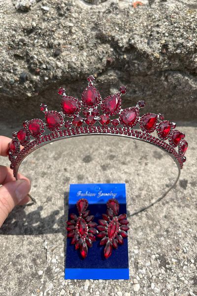Hobigram Renata Burgundy Bridal Henna Crown Special Occasion Accessory Women's Crown and Thin Shuttle Earring Set