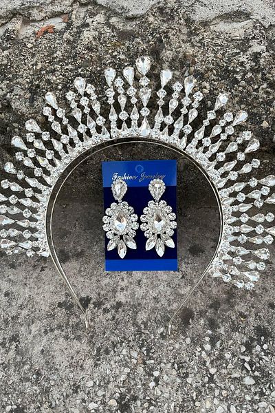 Hobigram Michaelle Silver Bridal Henna Crown Special Occasion Accessory Women's Crown and Three Shuttle Earrings Set