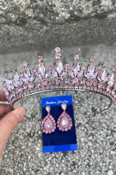 Hobigram Ivanna Pink Bridal Henna Crown Special Day Accessory Women's Crown and Drop Shuttle Earring Set