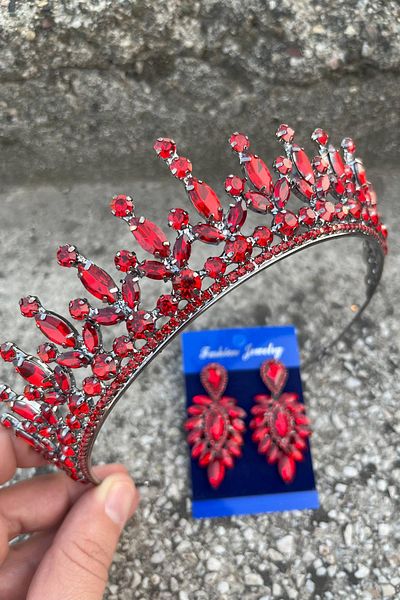 Hobigram Ivanna Red Bridal Henna Crown Special Occasion Accessory Women's Crown and Thin Shuttle Earring Set