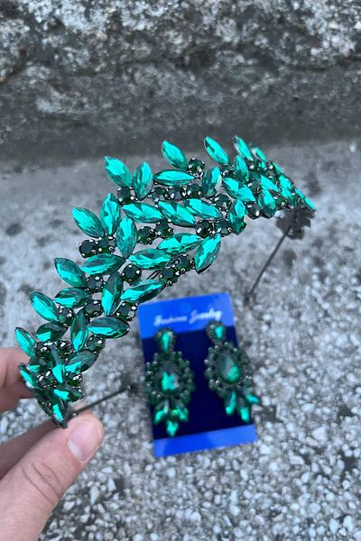 Hobigram Regina Green Bridal Henna Crown Special Occasion Accessory Women's Crown and Three Shuttle Earrings Set