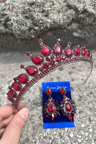 Hobigram Renata Burgundy Bridal Henna Crown Special Occasion Accessory Women's Crown and Wide Shuttle Earring Set