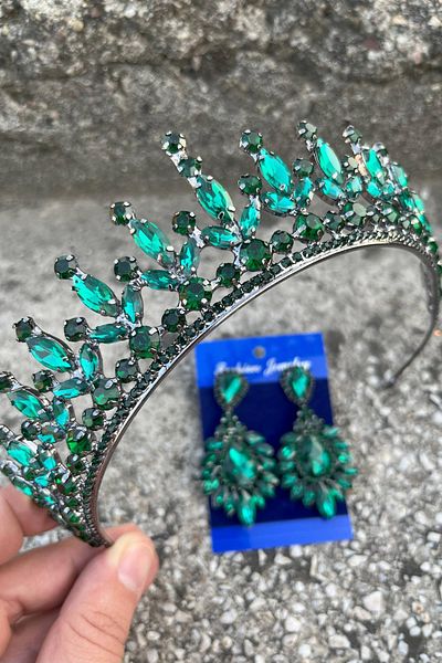 Hobigram Ivanna Green Bridal Henna Crown Special Day Accessory Women's Crown and Wide Shuttle Earrings Set