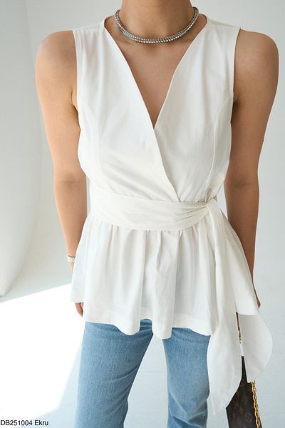 Qu Style Sleeveless Tie Detail Poplin Blouse White