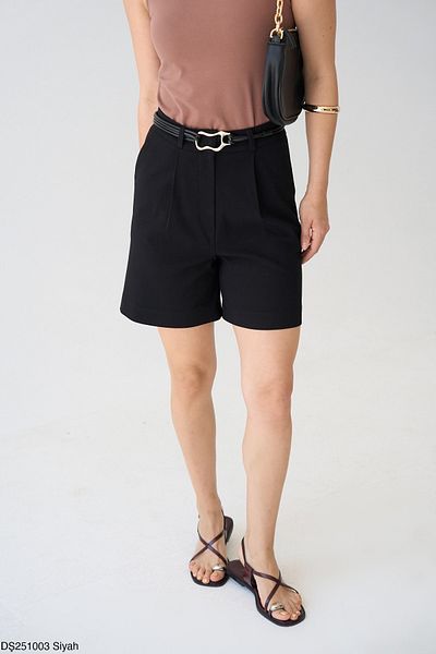 Qu Style Woven Pocket Shorts Black