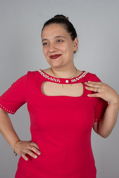 Truva XXL Pearl Red Crepe Fabric Dress – Elegant and Flashy Design