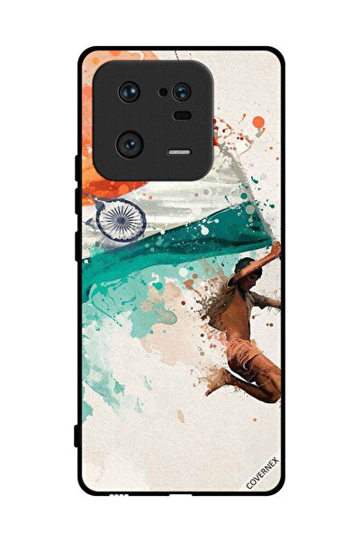 Covernex غطاء حماية لهاتف Xiaomi 13 Pro يحمل علم الهند أثناء الطيران