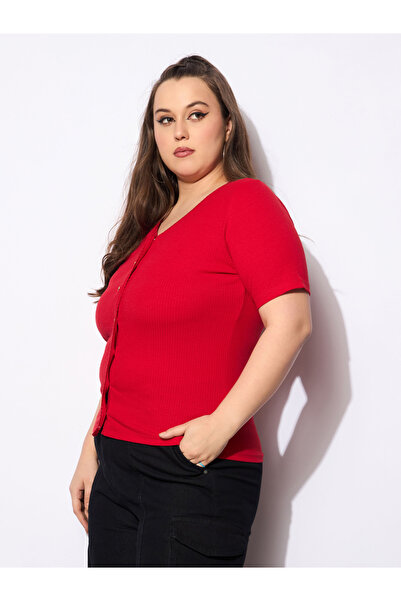 Sassafras By Styli Plus Size V-Neck Buttoned Short Sleeve Top