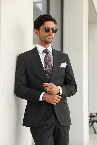 AEK FIORE Men's Smoked Striped Suit