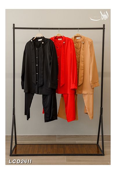 LINELLE Ladies Co-ord Pant Set – Solid Blouse with Printed Wide-Leg Trousers and Short Sleeves.