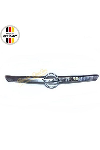 İthal Opel Corsa C Ön Radyatör Panjuru Krom Opel Amblemli 2004-2006 1400854