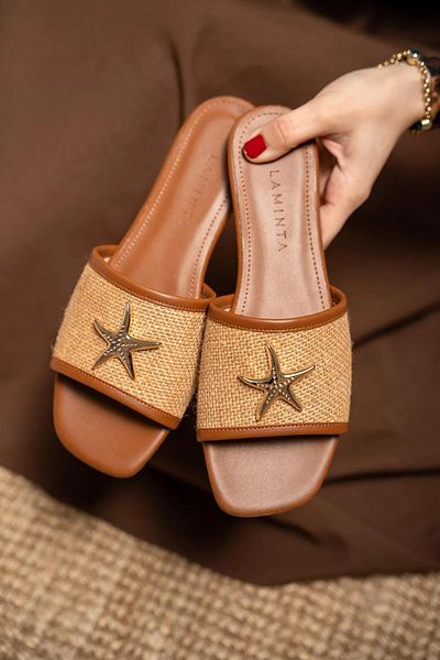 LamintaGlobal Mendez Tan Starfish Accessory Straw Women's Slippers