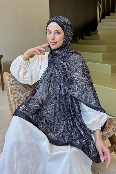 lamelif Retro pattern cotton shawl black