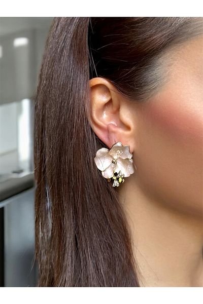 DGK COLLECTİON Hypoallergenic Earrings, Bee Detail from the Trends of the Season