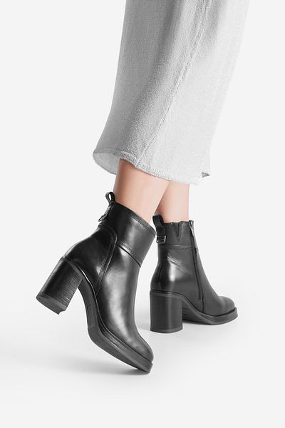LASOCKI woman boot 5903419555466 Black