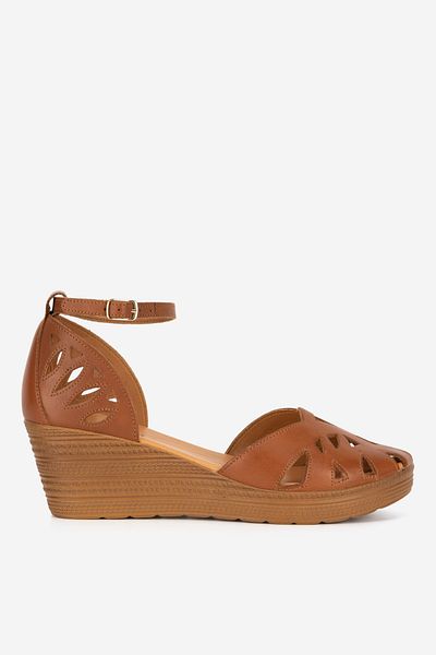 LASOCKI woman sandal 5905588658863 Brown