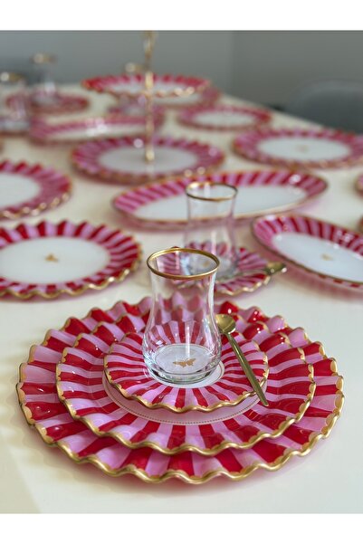 Hediye Köşkü Pembe Kelebekli 34 parça 6 Kişilik Kahvaltı ve Çay Seti