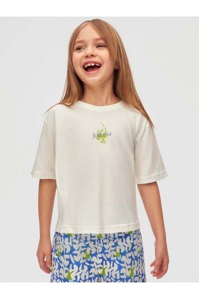 Zekids Girl's Cotton Patterned T-Shirt