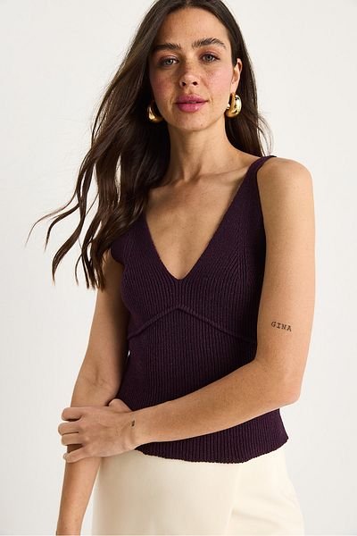 Bianco Lucci Women's V-Neck Thin Strap Crop Blouse 20259804