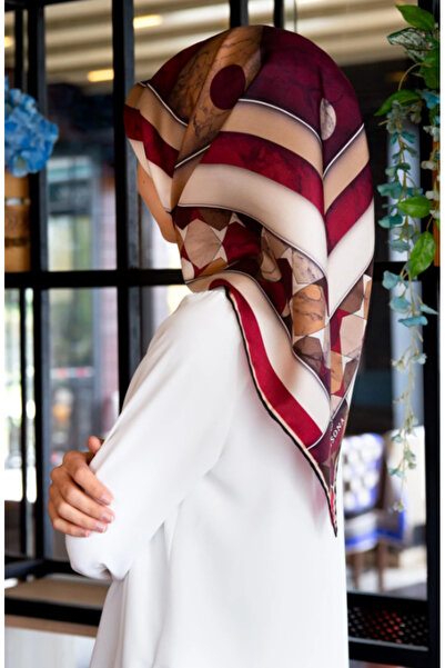Vissona %100 Twill İpek Mermer Efektrli Geometrik Desenli Bordo - Gold Renkli...