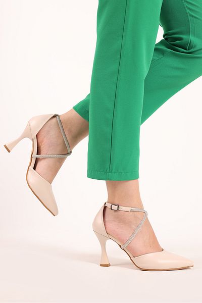 SHOESSHOPS حذاء نسائي بكعب عالٍ وحزام للكاحل