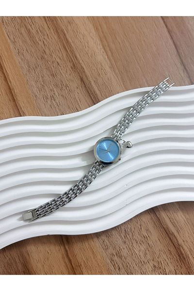 LOOQ Retro Cord Women's Watch with Heart Figure and Roman Numeral Detail