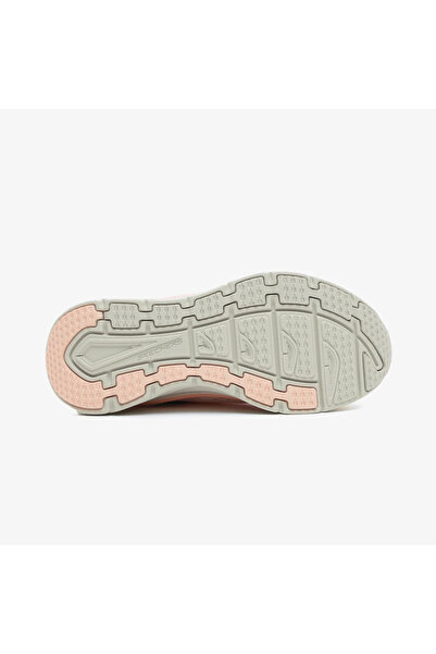 SKECHERS D'Lux Walker-Infinite Motion Women's Beige Sports Shoes