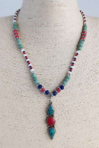 Fildişi Aksesuar Green - Red Pendant End Ethnic Design Handmade Women's Necklace (45 cm)