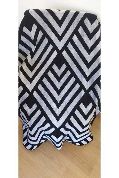 Özdilek Black Gray Velvet Beach Towel 80X160 cm