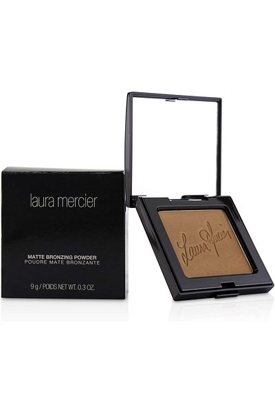 Laura Mercier Matte Bronzing Powder Soleil 02 – Natural Warmth & Sculpting Finish, 30g