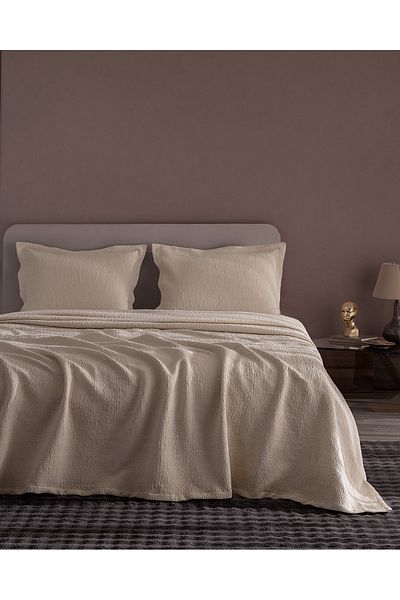 Madame Coco Labenne Double Bedspread - Beige