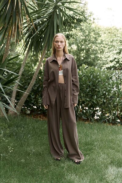 BOHEMAİ Nunzia Back Detailed Soft Brown Oversize Shirt Trousers Set