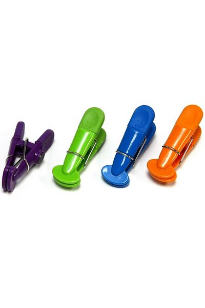 Chef Craft 4-Piece Comfortable Rubber Grip Magnetic Kitchen Memo Clip Set Multicolor