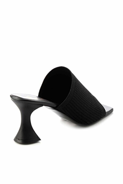 Bambi Siyah Kadın Terlik K04124000182