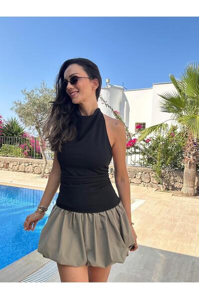 Atelier Derin Siyah Sırt Dekolteli Tasarım Bluz