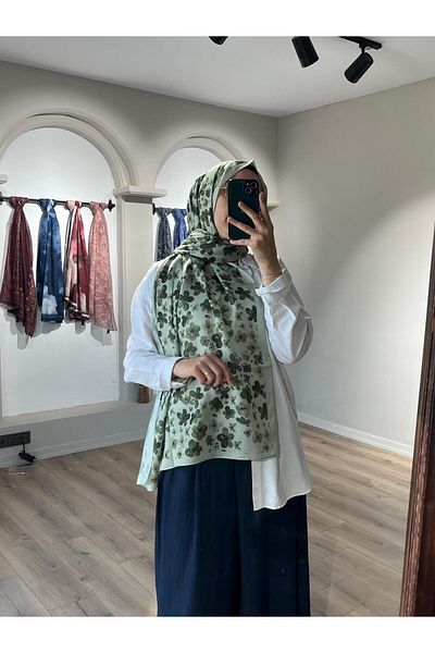 Merwiss Blom Pattern Soft Green Shawl